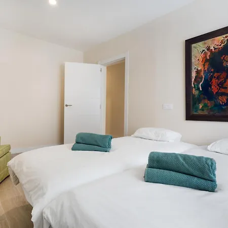 Holiday home Mojo Surf Yoga House *