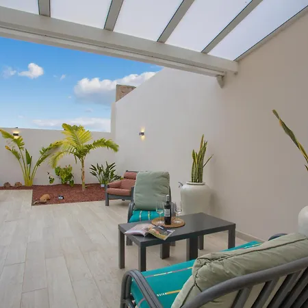 Mojo Surf Yoga House Holiday home *